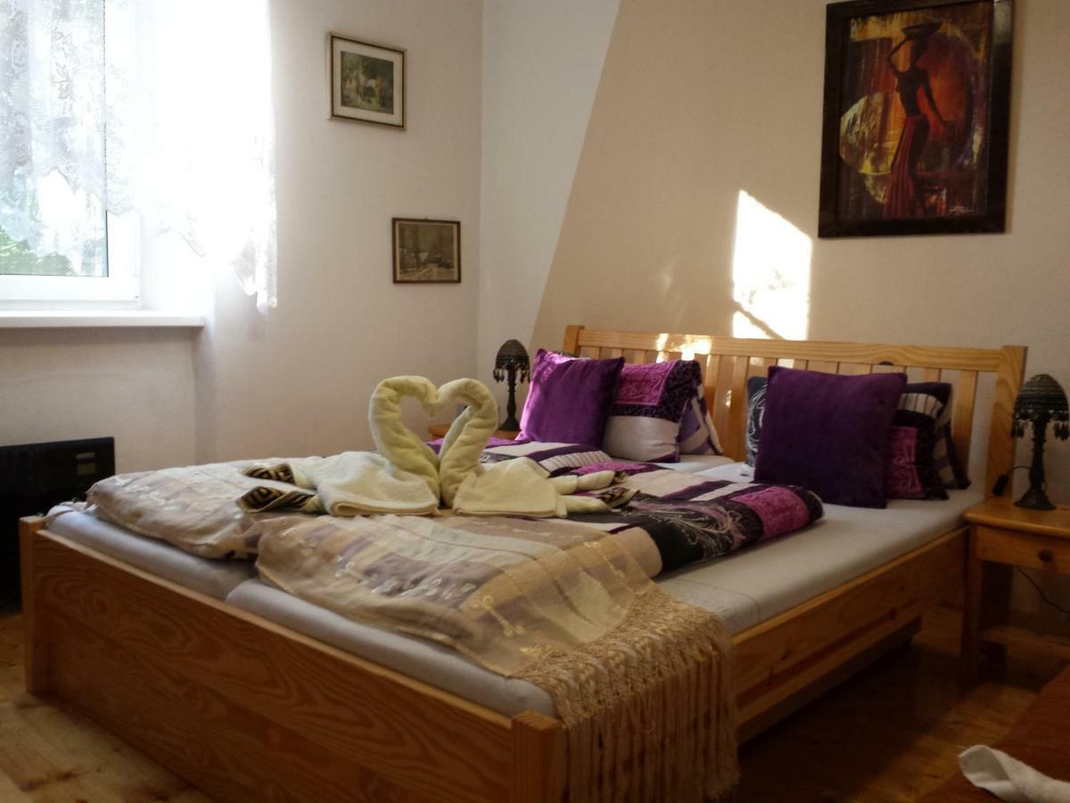 Apartment Anna Cesky Dub Екстер'єр фото